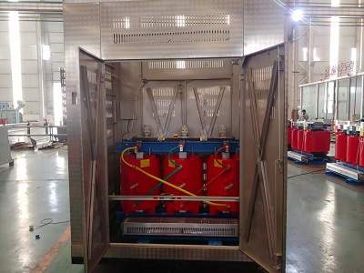 帶不銹鋼外殼的干式變壓器